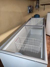 Freezer a pozzetto litri 539