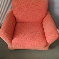 Poltrona in tessuto sfoderabile 