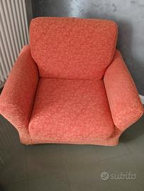 Poltrona in tessuto sfoderabile 