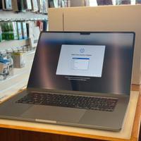 MacBook Air 15 pollici 2022 M2 8 GB RAM 256 GB SSD