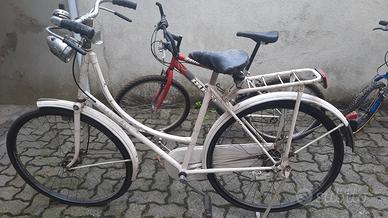 3 biciclette  in blocco 
