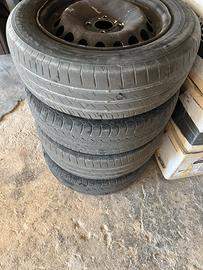 Cerchi e gomme clio IV