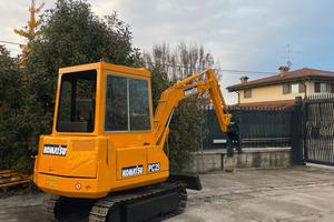 E273 - Escavatore Komatsu PC 25