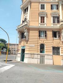 Appartamento di 160 m² con 3 locali a Roma