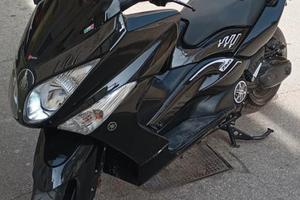 Yamaha tmax