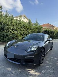 Porsche panamera 3.0d 300cv