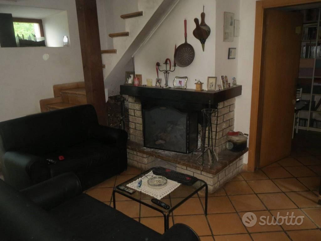 Rustico / Casale di 130 m² con 4 locali a Ancona - Vista 3