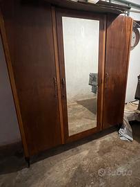 Armadio antico