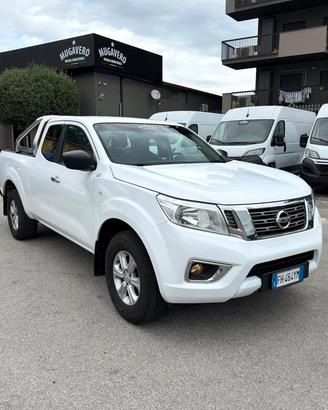 NISSAN NAVARA 2.3 DC 4WD PICK UP