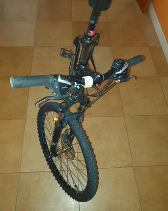 Mountain bike Btwin