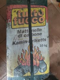 2 Pacchi Mattonelle Carbone Lignite (ca. 19kg)