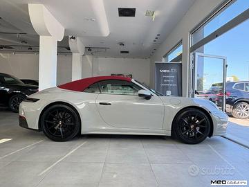 PORSCHE - 911 Cabrio