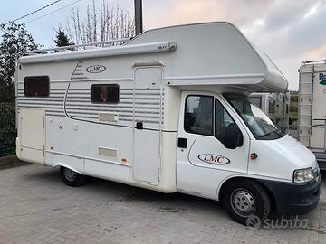 Camper mansardato lmc