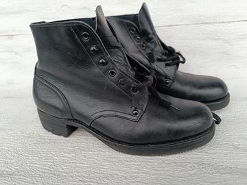 Scarpe scarponi militari guerra 1940