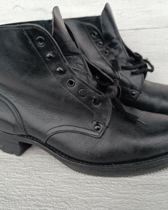 Scarpe scarponi militari guerra 1940