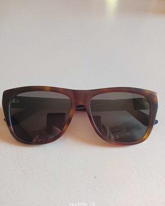 occhiali da sole 