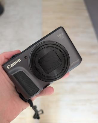 Canon powershot SX720HS