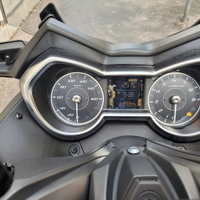 Yamaha x max 300 versione TECH MAX 2020