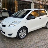 TOYOTA Yaris 1.0 5 porte Nepoatentati