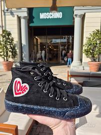 moschino sneakers nuove 