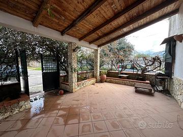 Appartamento al piano terra Cinisi