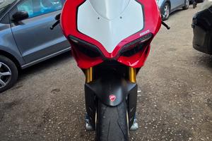 ducati panigale 1199s