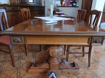 Tavolo di 50 anni
