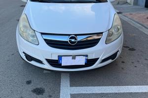 Opel Corsa 1000