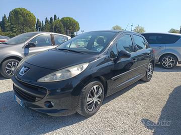 Peugeot 207 1.4 8V 75CV 5p. ECO GPL Tua a 86€ al M