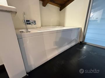 Vasca idromassaggio Jacuzzi