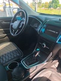 FORD EDGE allestimento VIGNALE