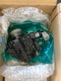 POMPA ORIGINALE PIAGGIO CODICE 889642