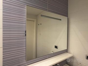 Specchio bagno PuntoTre con luce led integrata