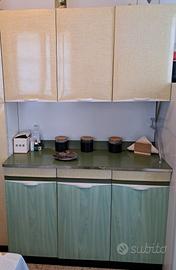 credenza a 3 ante , pensile