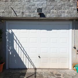 portone basculante per garage