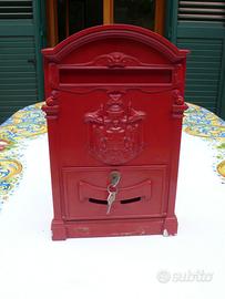 Cassetta postale stile "Regie Poste"