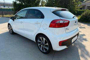 Kia Rio 1.4 crdi dieseL EURO 6 come da foto