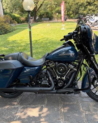 Harley-davidson FLHX Street Glide SPECIAL 114