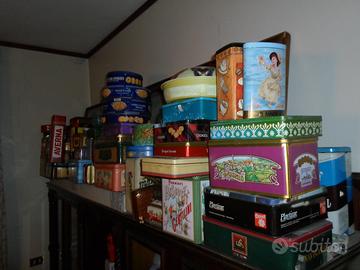 Lotto Scatole e vassoi di latta antiche e moderne