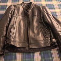 giubbotto pelle per moto