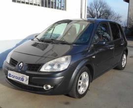 Renault Scenic 1.9 dCi/130CV Speciale Dynamique