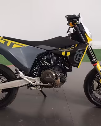Husqvarna 701 Supermoto