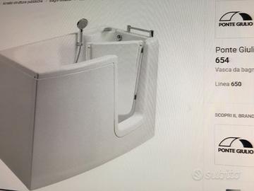 Vasca da bagno  per persone disabili e anziani