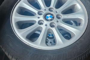 cerchi e gomme bmw (leggere annuncio grazie) 