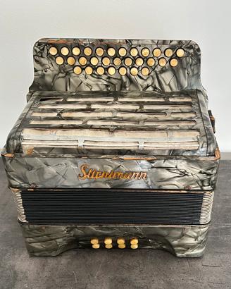 Fisarmonica vintage Stirnimann