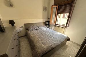 PROPONIAMO BILOCALE IN CONTESTO DI CORTE