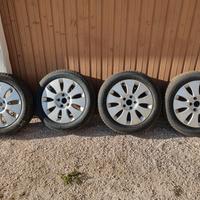 4 Cerchi Lega Audi + Gomme Termiche Nokian