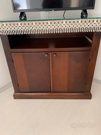 mobiletto in legno con vetro in regal