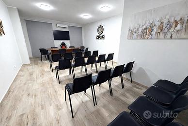 Sala riunioni e conferenze fino a 20 posti