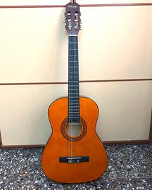 Chitarra classica Sakura con custodia nera
